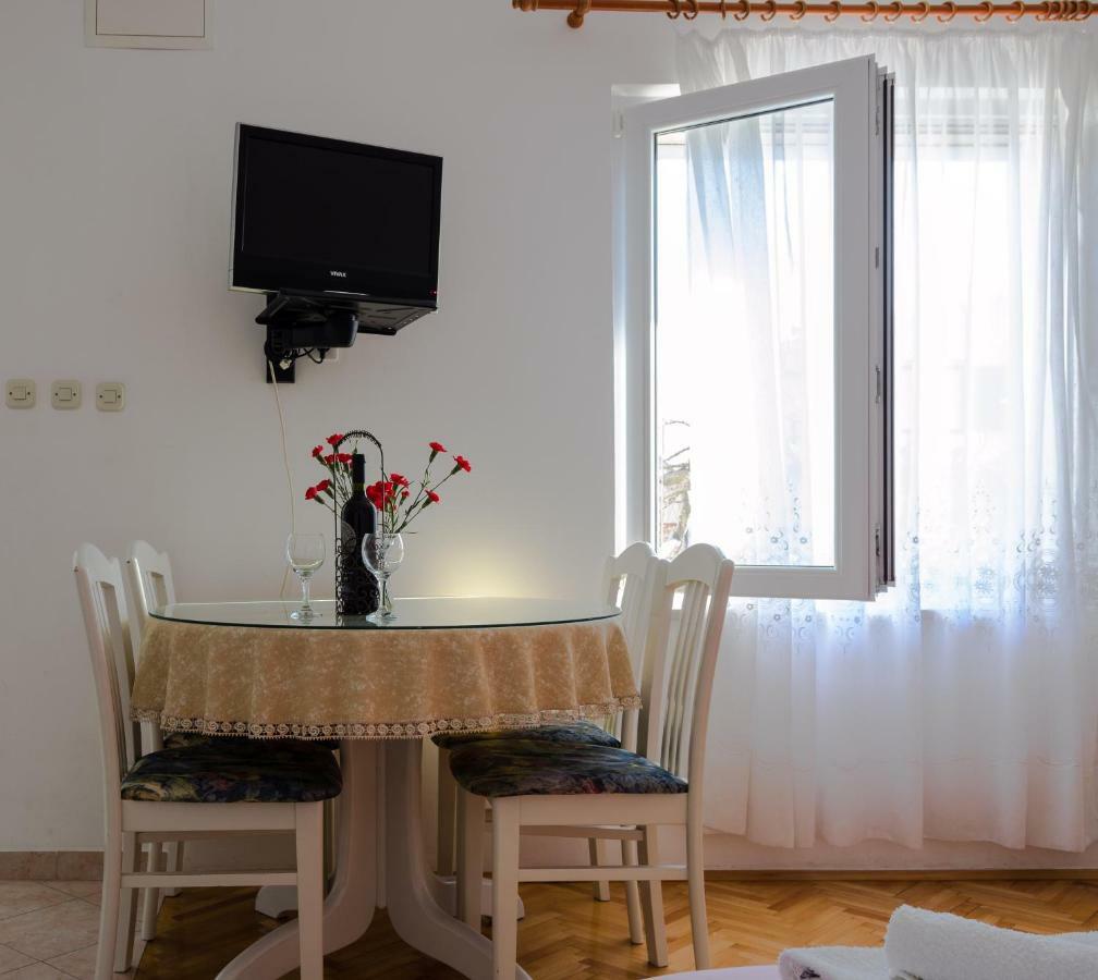 Apartmani Marko 마카르스카 외부 사진
